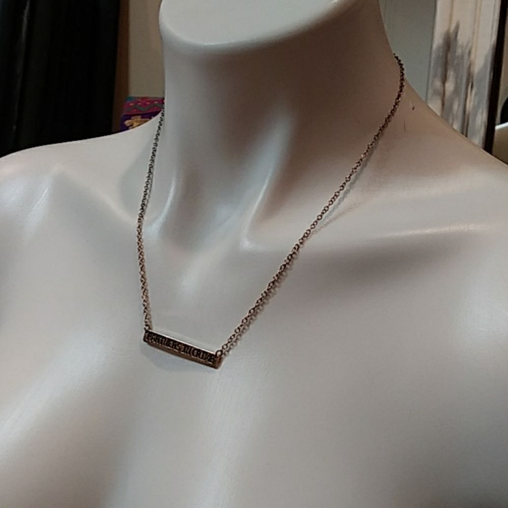 Icing Neckles   - Picture 2 of 6